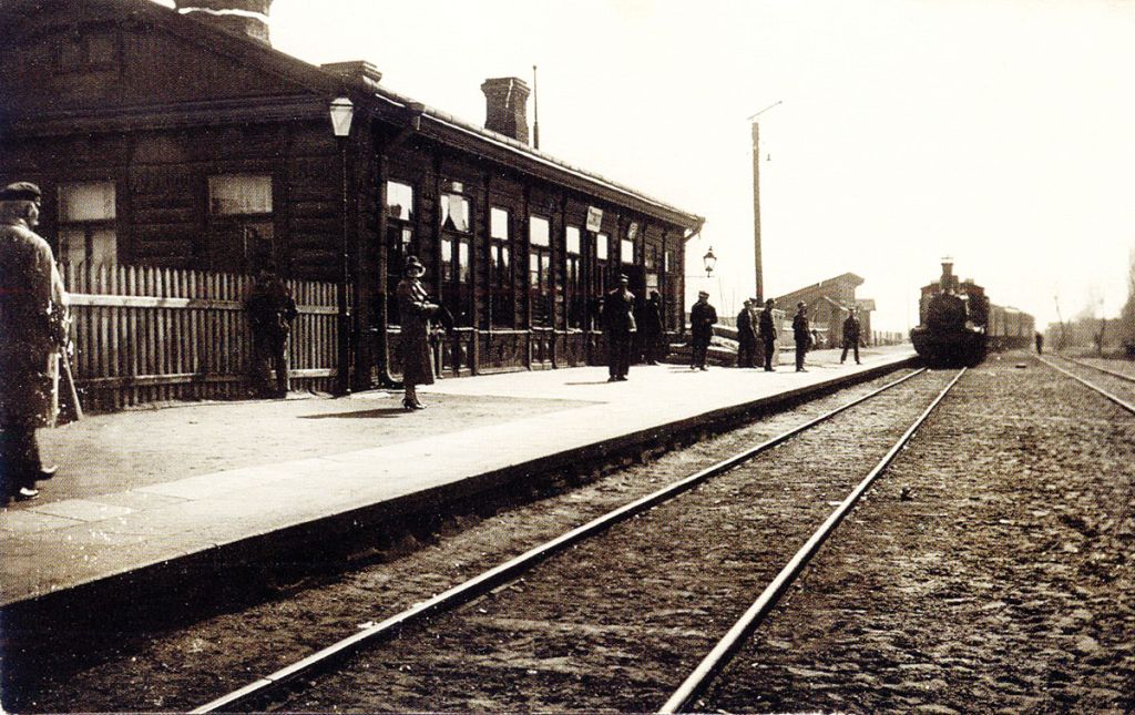 Stacja w Zegrzu Płd., lata 20. XX w. (zbiory J.E. Szczepańskiego)