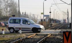 Kierowcy ignorują znaki na przejeździe w Michałowie-Regionowie