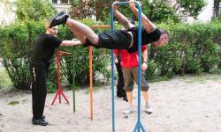 street-workout-cwiczenia-plac-zabaw