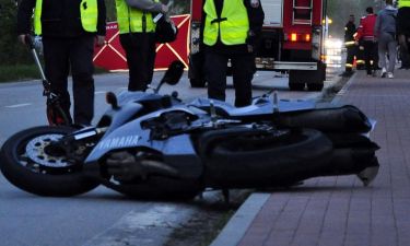 wypadek-motocyklisty-chotomowska_37