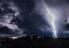 Beautiful thunderstorm with lightning bolts on the Thai island of Koh Samui (fot. adobe.stock)