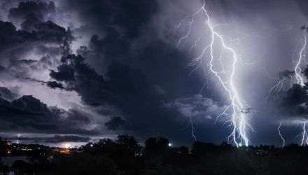 Beautiful thunderstorm with lightning bolts on the Thai island of Koh Samui (fot. adobe.stock)