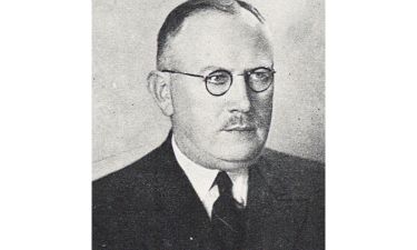 Adam Stanisław Lewandowski (1889-1951) - kompozytor, aranżer, dyrygent i pedagog urodzony w Wieliszewie.