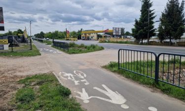 Skrzyżowanie ulicy Chotomowskiej i Paderewskiego w Jabłonnie (fot. GP.kg)