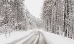 śnieg ośnieżona droga