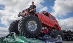 monster truck