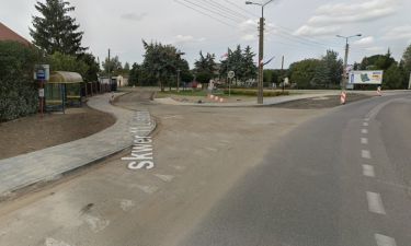 Pętla autobusowa w Olszewnicy Starej (fot. Google Maps)