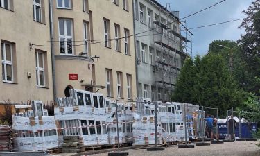 Termomodernizacja budynku Szkoły Podstawowej w Serocku (fot. UMiG w Serocku) 1