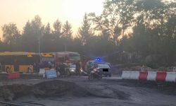 Zderzenie motocyklisty z autem osobowym na DK 61 w Michałowie-Reginowie (fot. Czytelnik)